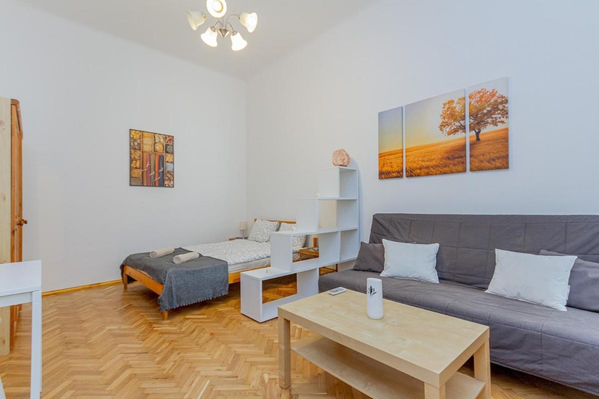A57 Downtown Cosy